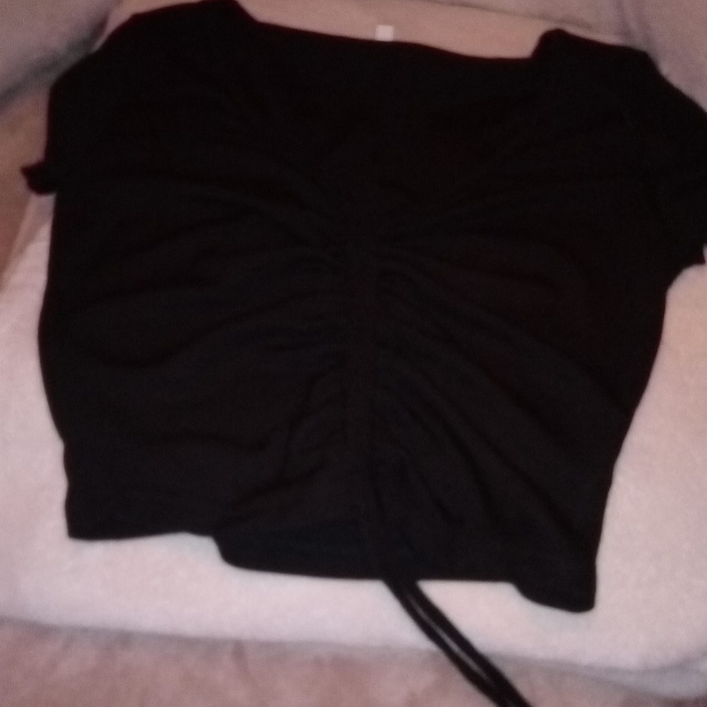 Black crop top